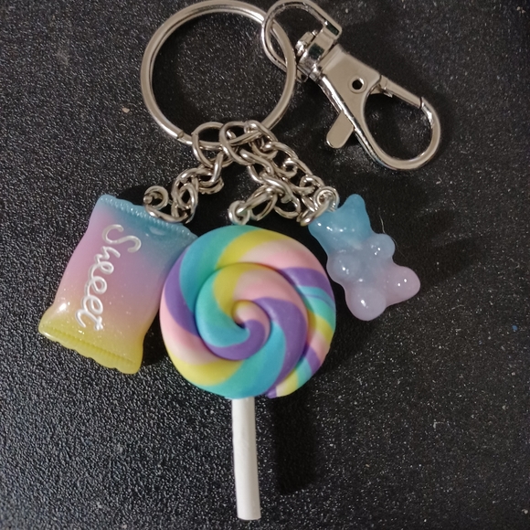 Candy Sweet Tooth Keychain - Picture 2 of 3